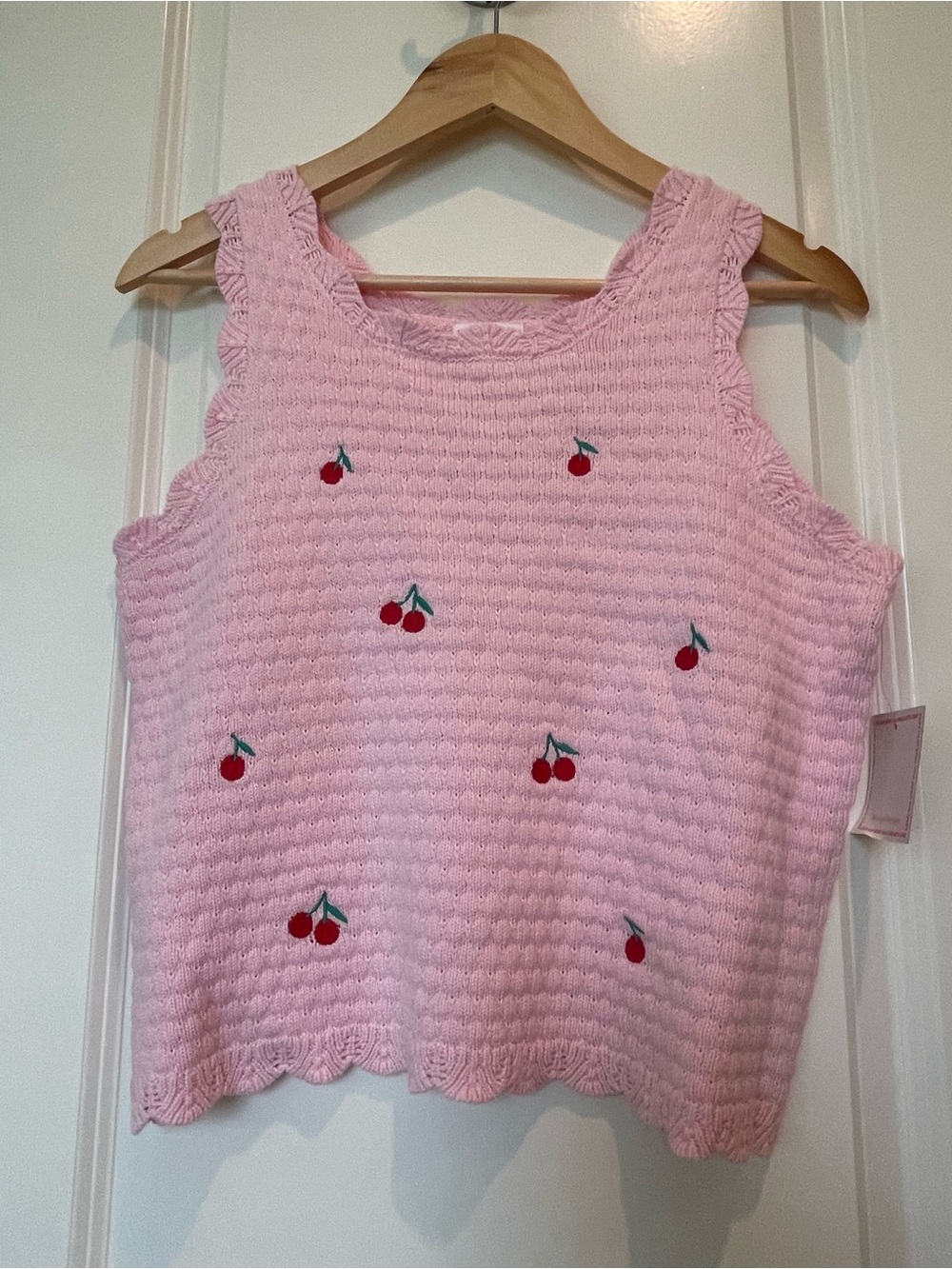 Design History Pink Cherry Embroidered Knit Tank